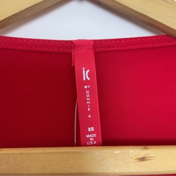 NWT New IC Collection Red Three Layered Shirring Mesh Sleeve Top Size XS - Picture 3 of 4